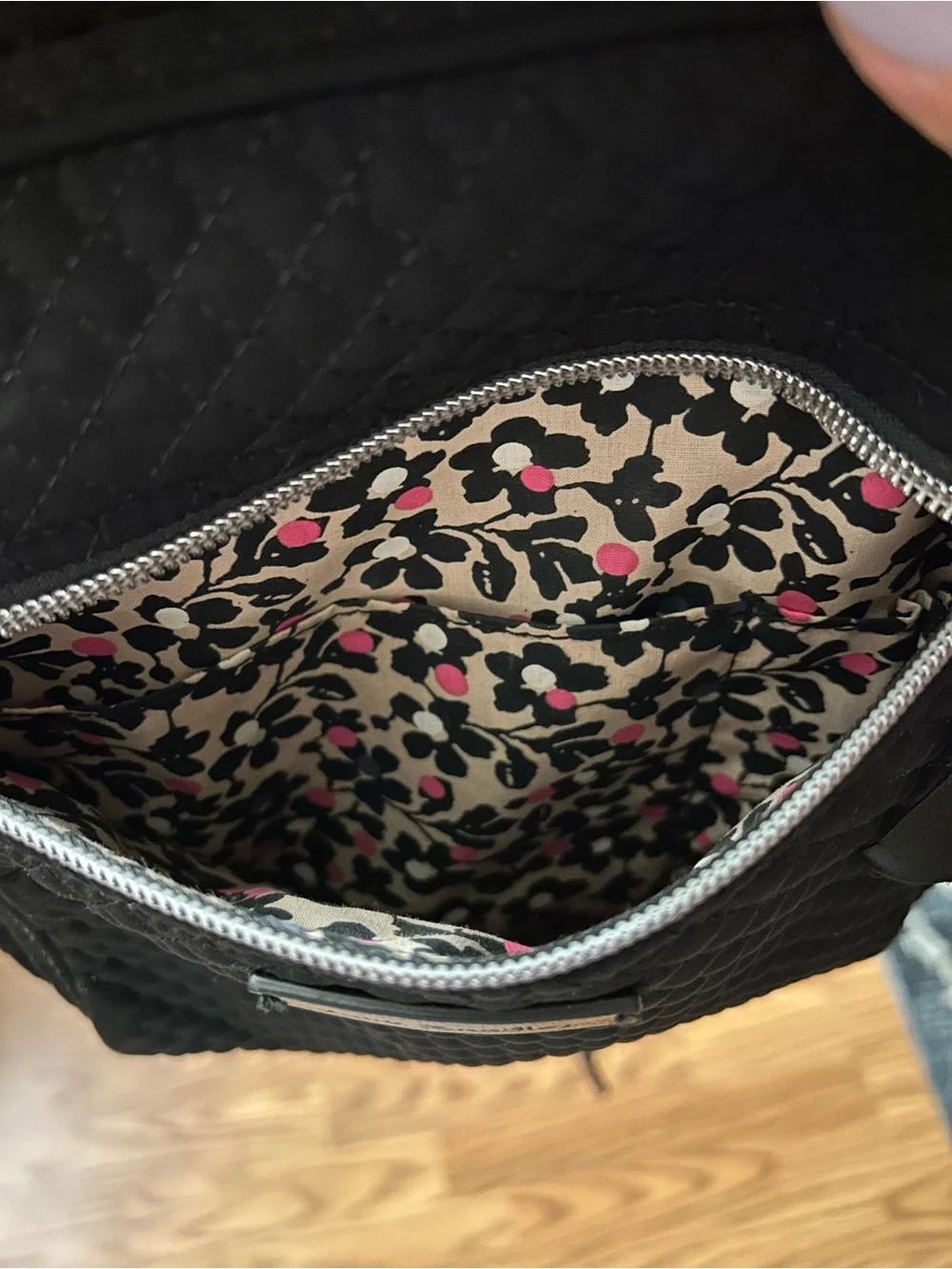 Vera Bradley quilted black